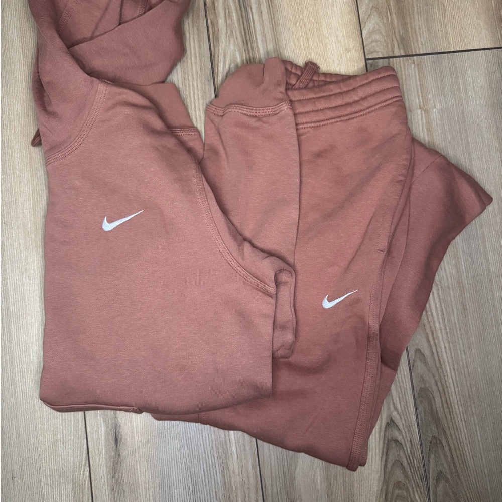 Nike Brown Sweat suit Relaxed Fit Joggers